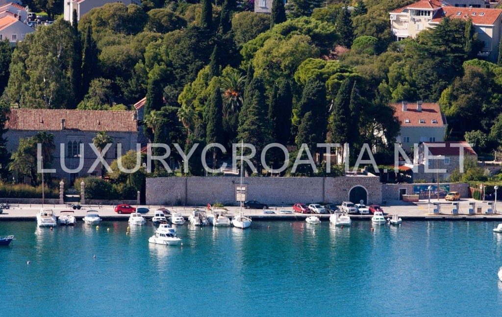 Renaissance seafront residence for rent, Dubrovnik (2)