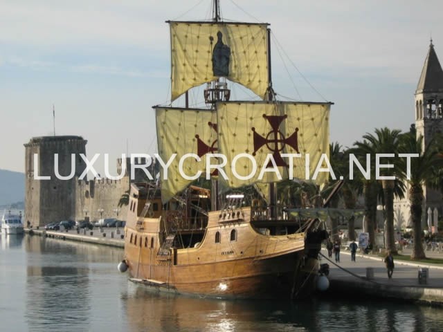 Trogir UNESCO protected heritage site - daily excursions by LuxuryCroatia.net