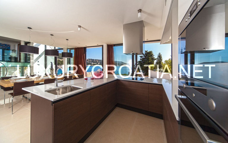 villa-with-private-access-to-the-beach-primosten-sibenik-area-5