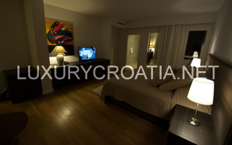 modern-villa-for-rent-novalja-pag-area-9