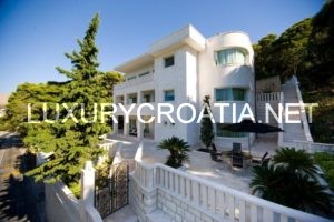 RENT Luxury villa with pool, elite part Dubrovnik, Croatia