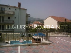 Apartment for sale on Ciovo, 100 meters from the sea