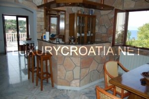 Beautiful stone house with amazing sea view on the Island of Brac for sale