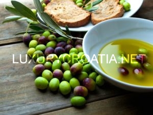 Porec, Prosciutto and olive oil