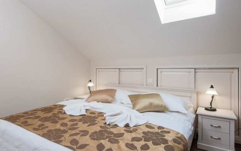 SEAVIEW APARTMENTS WITH POOL FOR RENT OREBIC PELJESAC (2)