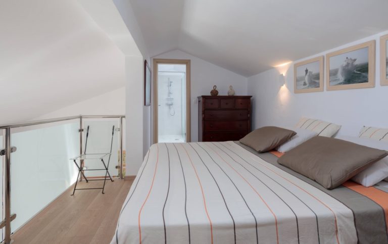 Villa on small island with pool, Zizanj, Croatia (18)