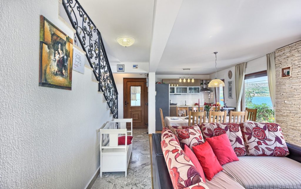 Croatia Trogir area beach front villa for sale (17)