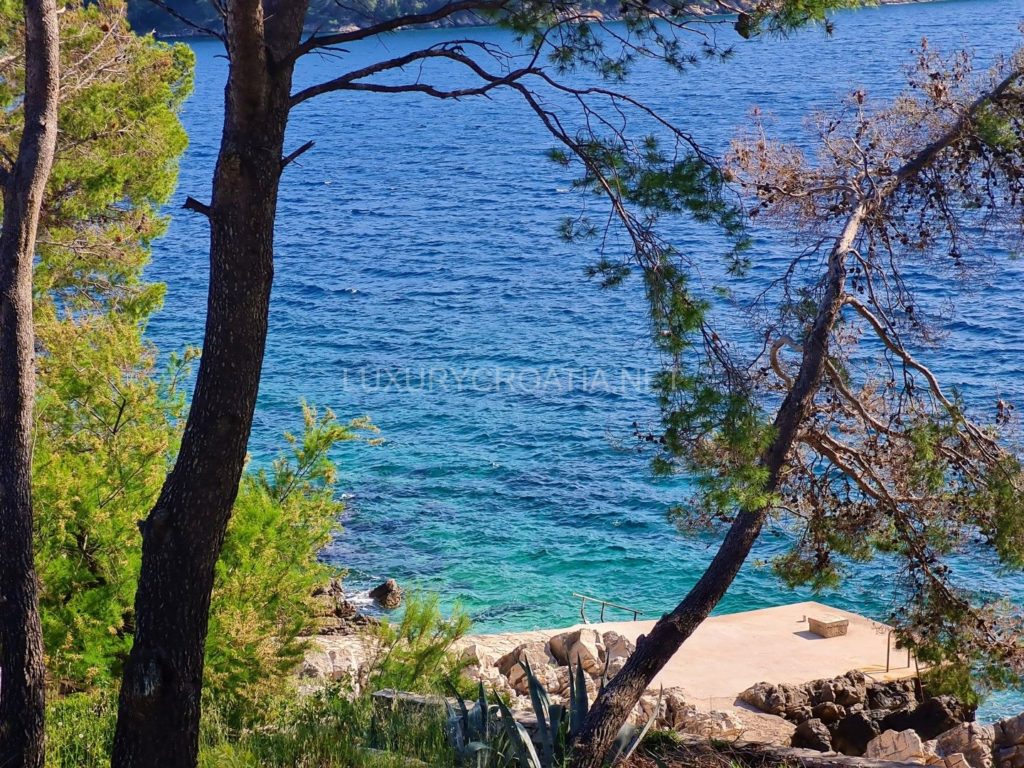 Beautiful seafront house for sale on the Croatian island of Korcula