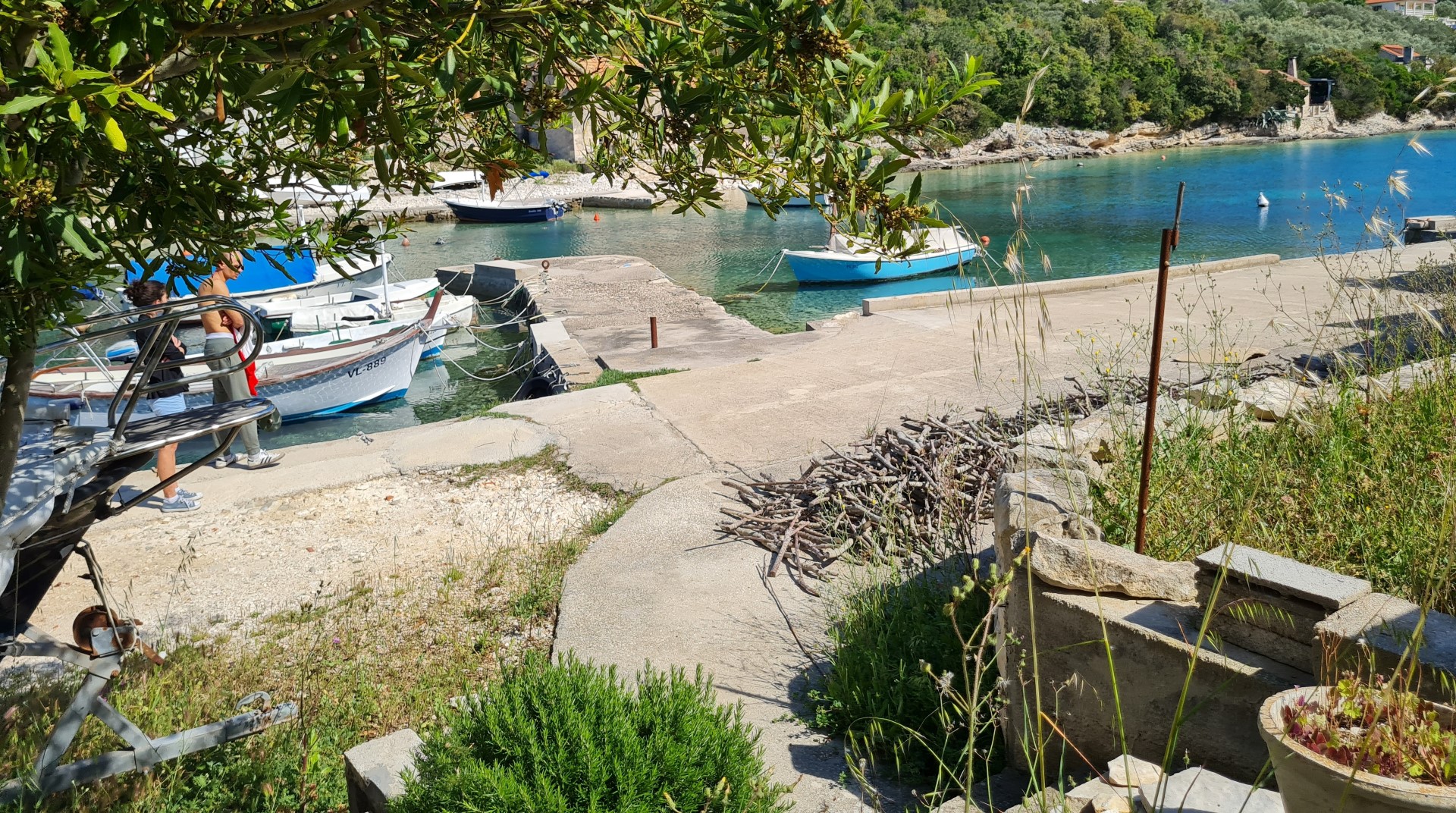 Croatia Korcula island seafront house for sale with a boat mooring