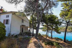 Croatia Zadar area seafront villa for sale