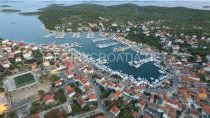 House for sale with 5 apartments  Murter Croatia