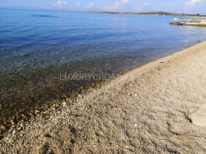 Charming coastal retreat with sea views on island of Pag