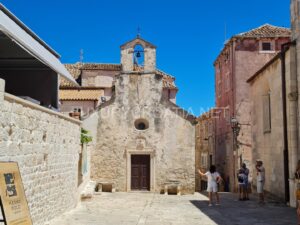 Historic stone house for sale in the heart of Korcula old town