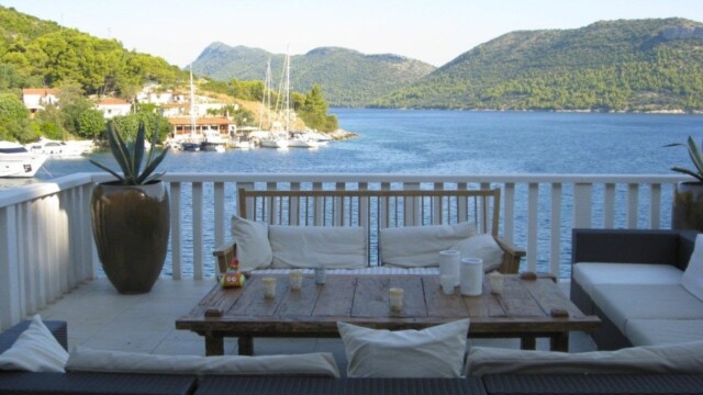 Seafront Villa for sale with a Pier Ston Peljesac