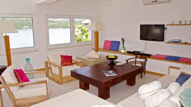 Seafront Villa for sale with a Pier Ston Peljesac