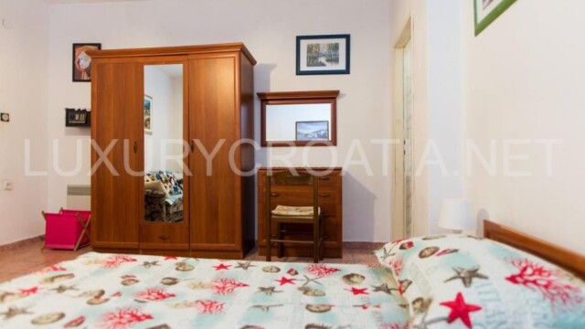 Beachfront house for sale Primosten Sibenik area Croatia