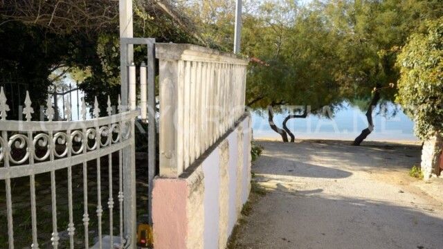 Beachfront house for sale Primosten Sibenik area Croatia