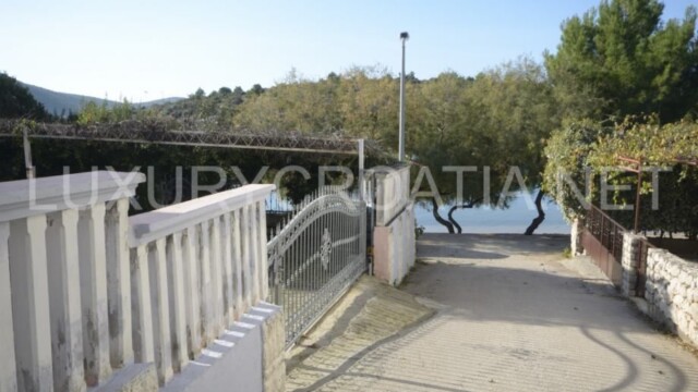 Beachfront house for sale Primosten Sibenik area Croatia