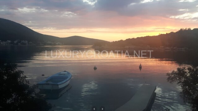 Beachfront house for sale Primosten Sibenik area Croatia