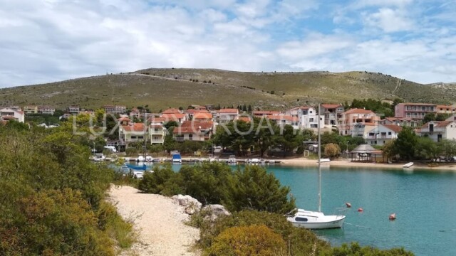 Beachfront house for sale Primosten Sibenik area Croatia