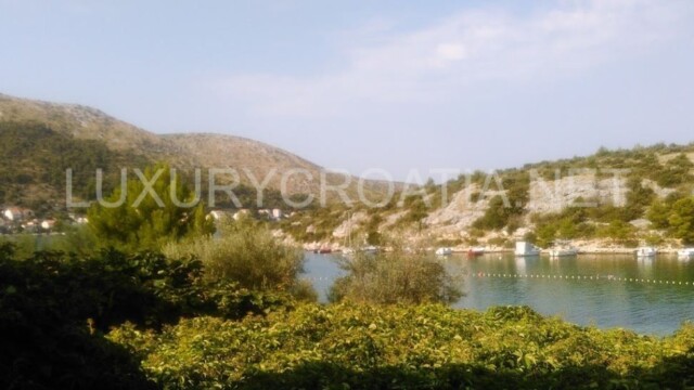 Beachfront house for sale Primosten Sibenik area Croatia