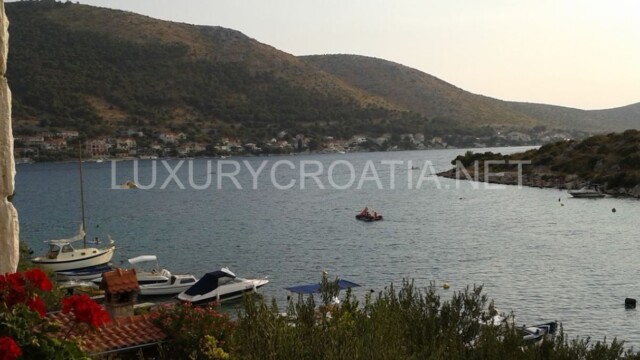 Beachfront house for sale Primosten Sibenik area Croatia
