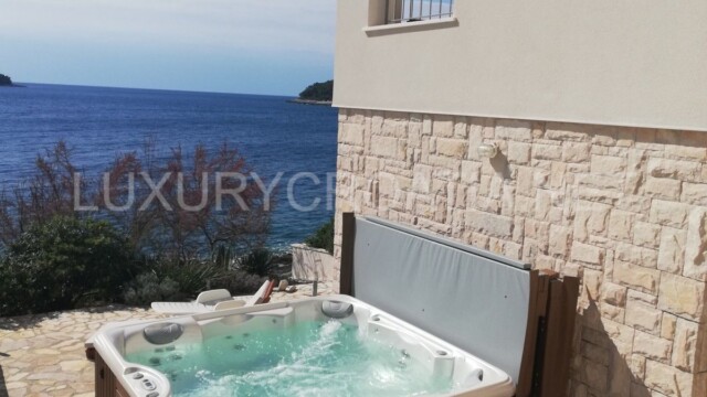 Frontline villa for sale directly on the beach island Korcula