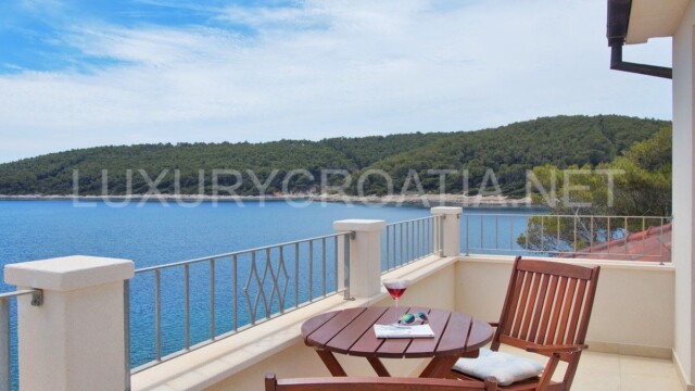 Frontline villa for sale directly on the beach island Korcula
