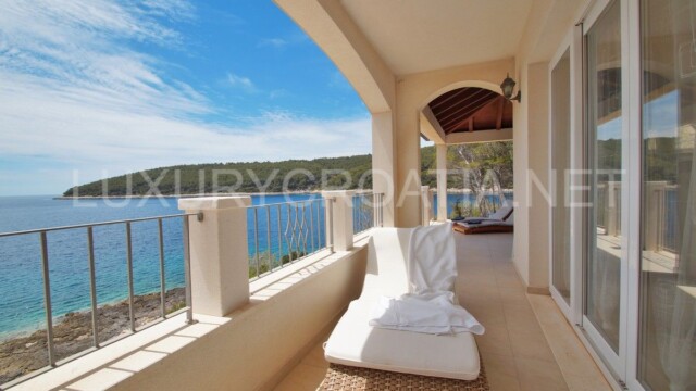 Frontline villa for sale directly on the beach island Korcula