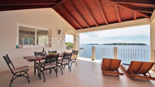 Frontline villa for sale directly on the beach island Korcula