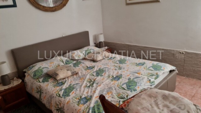 Beachfront house for sale Primosten Sibenik area Croatia