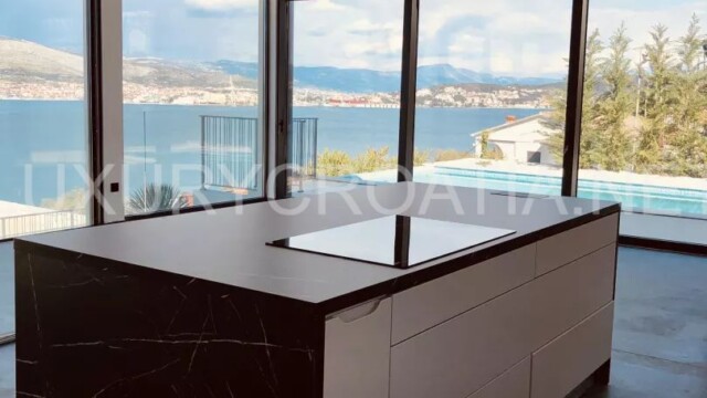 Buy villa in Croatia on the sea