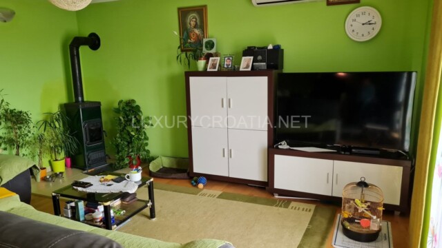 Town house with 4 apartments for sale Zadar Croatia