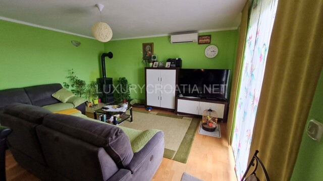 Town house with 4 apartments for sale Zadar Croatia