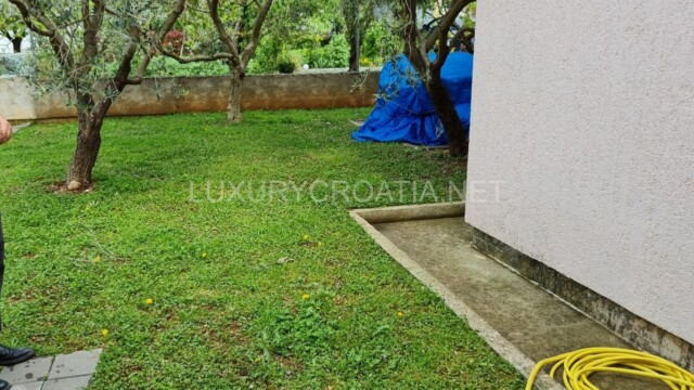 Town house with 4 apartments for sale Zadar Croatia