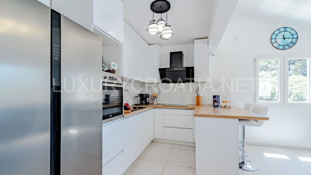 Beachfront villa with a pool for sale in Croatia Korcula island