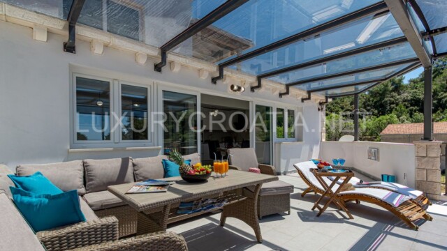 Beachfront villa with a pool for sale in Croatia Korcula island