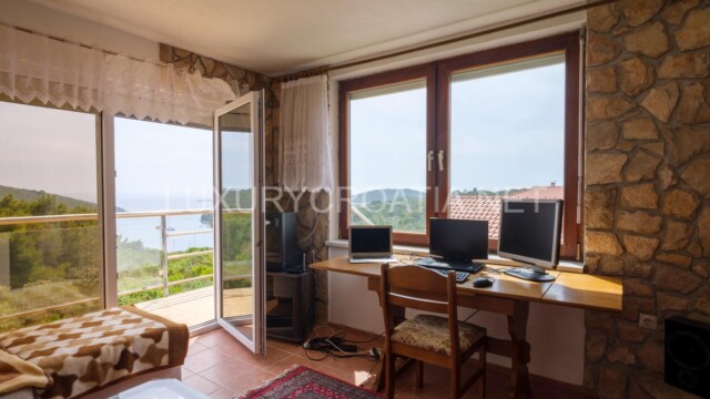 Stunning sea view houses for sale island of Solta Croatia